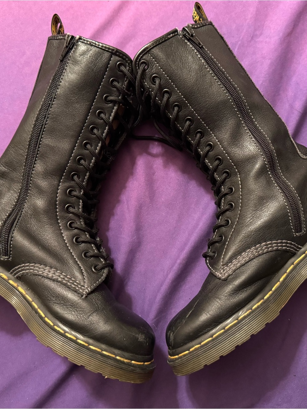 Dr. Martens 14 Eyelet Lace and Zip Boots 10133 Women’s 7 Like New